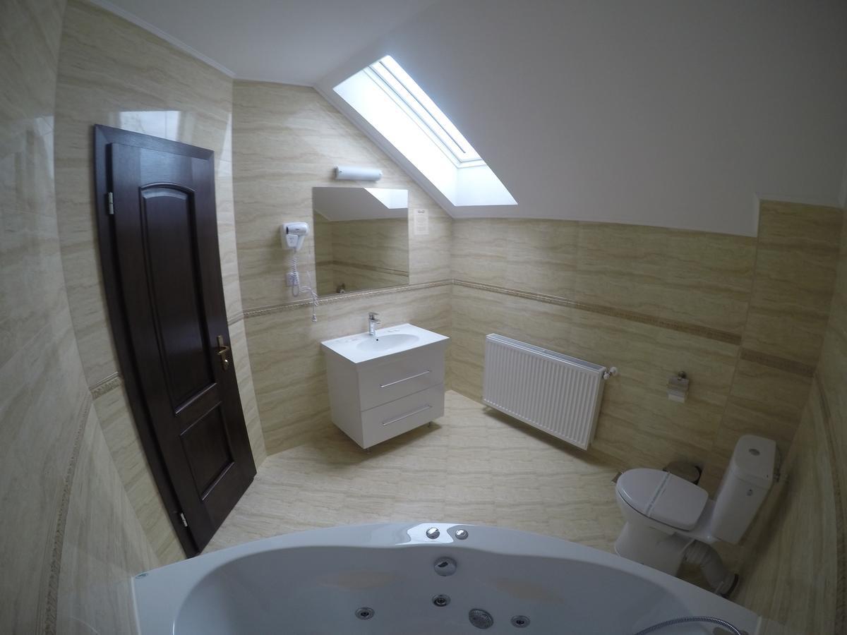 Flori De Mar Hotel Poiana Mărului Екстериор снимка